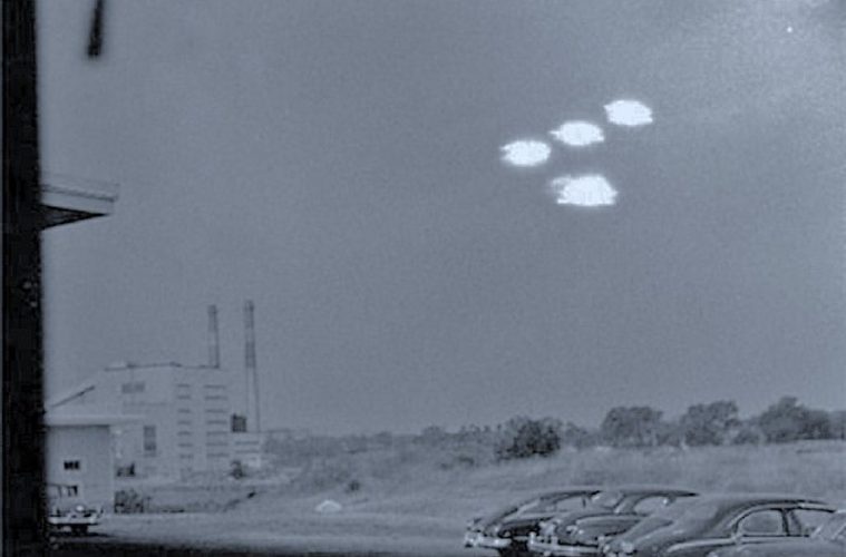 Strong Evidence Shows Extraterrestrials Have Been Shutting Down Nuclear Missiles Worldwide For Decades, But Why? SALEM-759x500