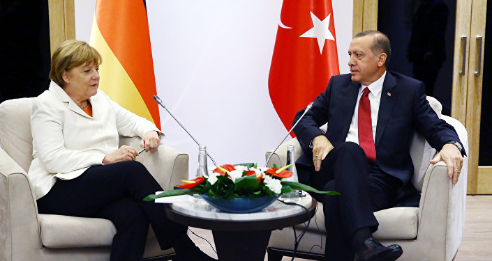 Erdogan Wants to Discuss Policy Toward Daesh, Kurds With US Vice President 1030914561
