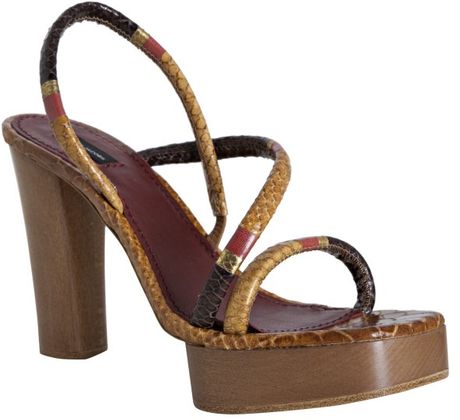     صنادل  2012 Marc-jacobs-tan-tan-snakeskin-strappy-slingback-platform-sandals-product-1-1376192-751546935_large_flex