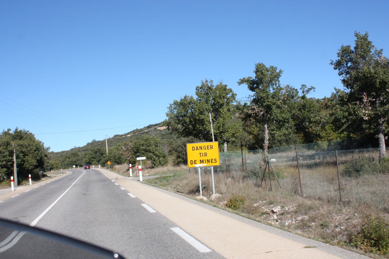 les hauts plateaux du Vercors en fait les alpilles petit CR et Photos  3