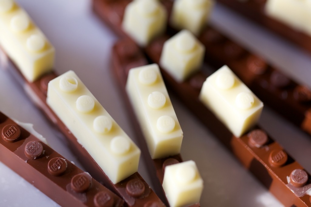 chocolat - Vive les cabanes en chocolat ! - Page 2 Lego-2-1024x682