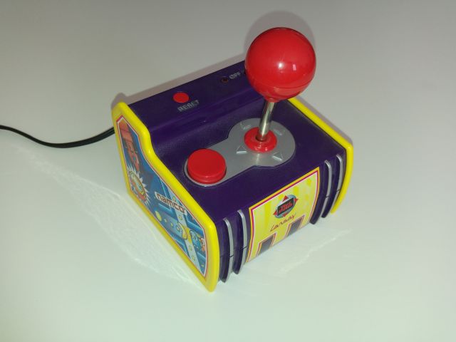 ARRIVAGE : Du jour ou de la veille ! - Page 33 DIVERS_NAMCO_ARCADE_PAD