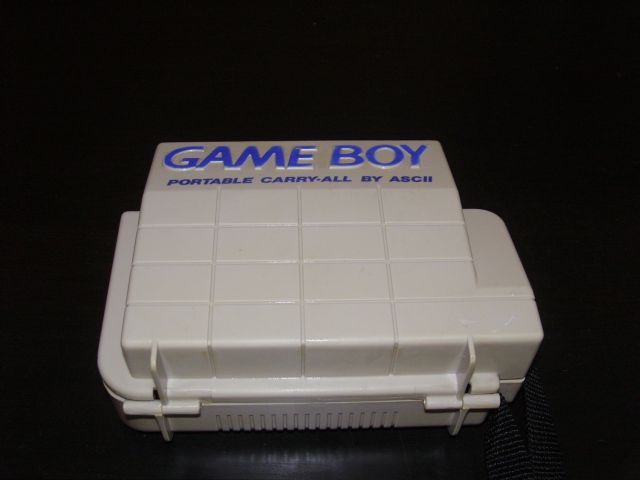 NINTENDO - Gameboy / Gameboy Color GB_ACCPORTABLECARRYALL_PAL