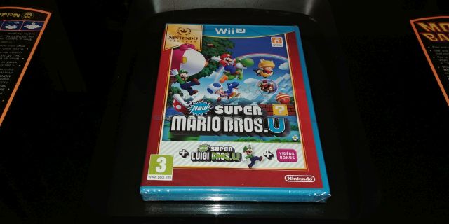 ARRIVAGE : Du jour ou de la veille ! - Page 13 WIIU_NEWSUPERMARIO_U_SELECT_PAL