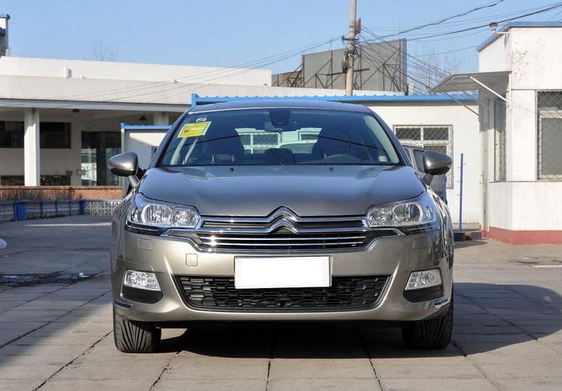 [SUJET OFFICIEL][CHINE] Citroën C5 II Restylée (phase IV) - Page 2 Citroen-c5-2013-002