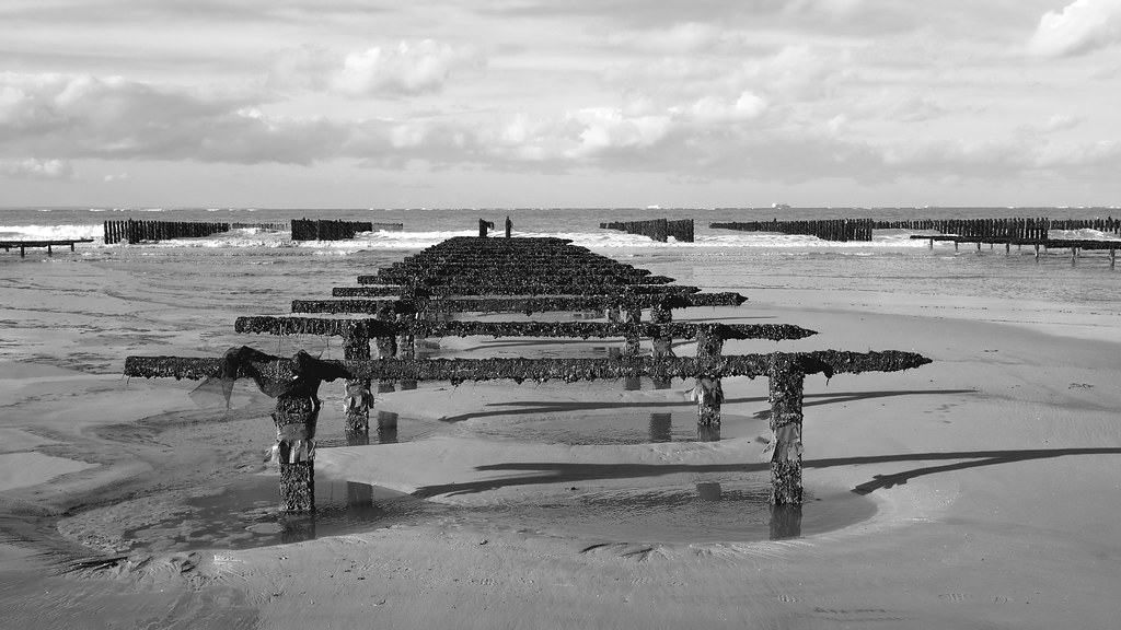 Concours photo Juillet 2021: "Parallèles ou à peu près"  - Page 3 User_3535_moulieres