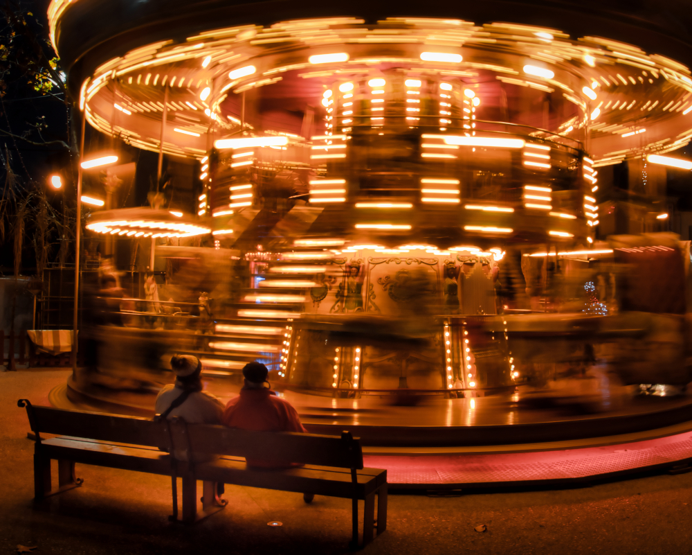 concours photo "LES AMOUREUX" décembre 2021 - Page 2 User_3672_carroussel