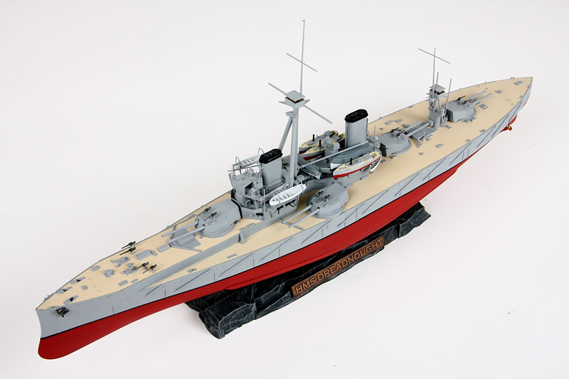 Zvezda au 1/350 "HMS Dreadnought" 1210