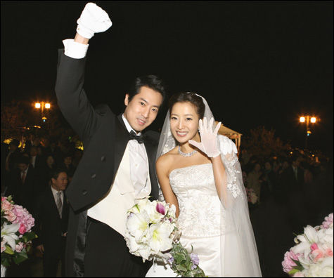 صور زفاف kim hee seon 200710201028506bd1d