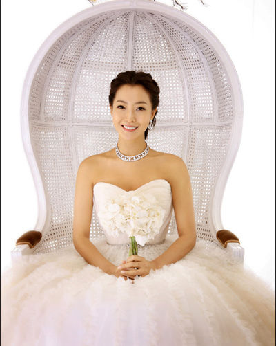 صور زفاف kim hee seon 2007102013513653769