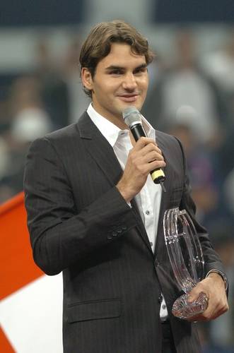 Roger Federer (cái này chắc mình tớ vô thôi nhỉ,mong là Mũi to cũng vào^^) 2VR66RS805920005