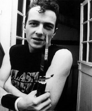 Une fan de Joe Strummer... Joe_strummer