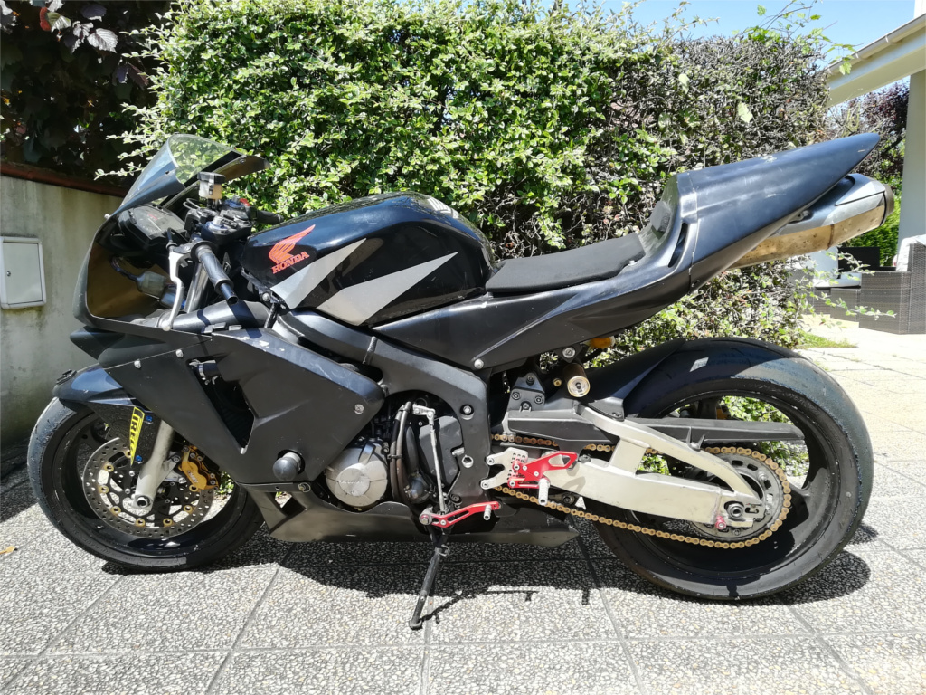 CBR 600 RR PC37 de Syntiz MotoApresAchat