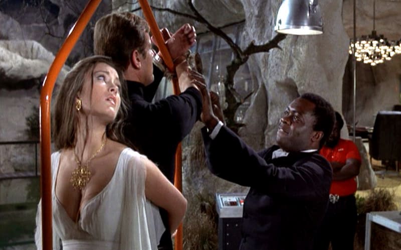 Skyfall: a surprising disappointment - Page 7 Live-and-Let-Die_Jane-Seymour_white-dress-front.bmp