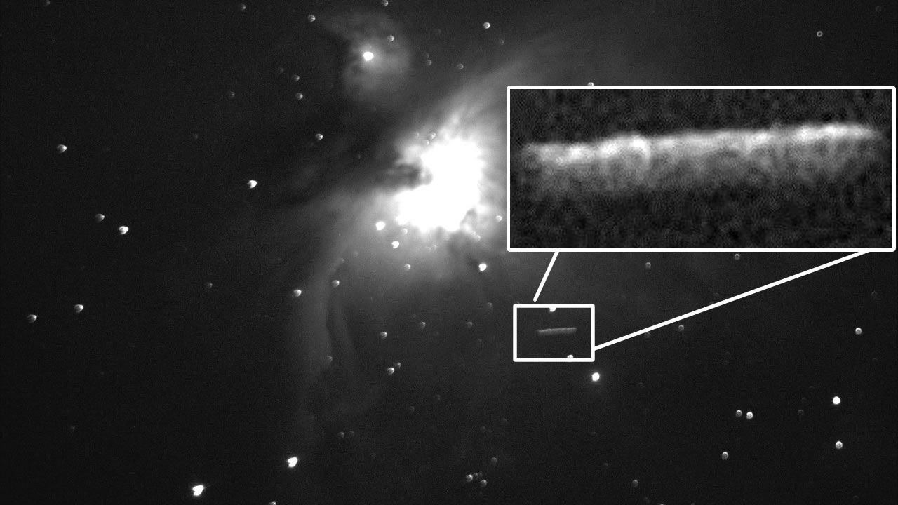 NIBIRU, ULTIMAS NOTICIAS Y TEMAS RELACIONADOS (PARTE 34) - Página 3 Ovni-forma-de-cigarro-nebulosa-orion-mufon-portada-co