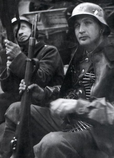 Le soulèvement et la libération de Prague, 5-12 mai 1945 P-30