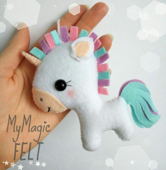 unicornio en fieltro Unicornio-fieltro-2