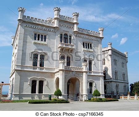 un château - Ajonc - 1er octobre trouvé par Cat's Can-stock-photo_csp7166345