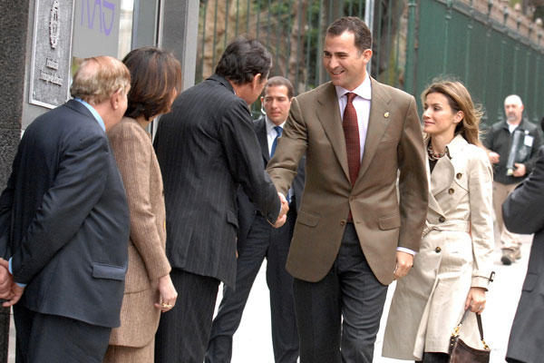 Letizia, Princesa de Asturias (Cont. Foro II) - Página 25 1266929708353_02