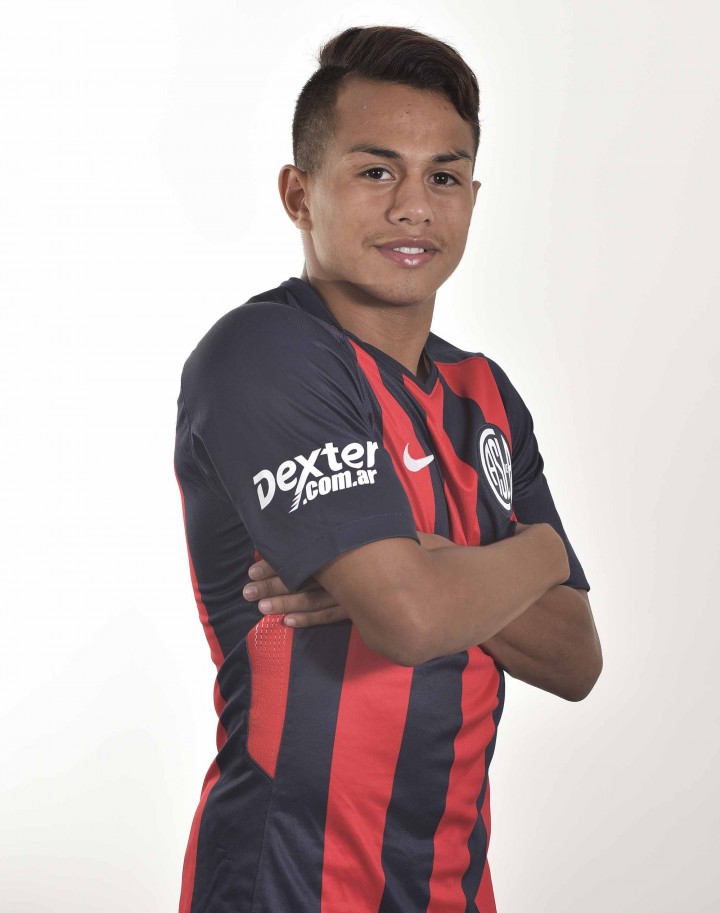 ¿Cuánto mide Cristian Nahuel Barrios? - Altura - Real height 01-24_1516837203