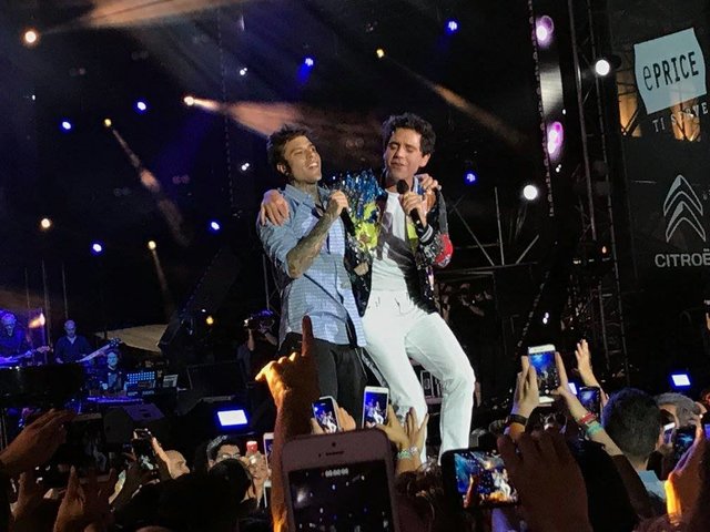 Mika - Concert Live Italia - Piazza Duomo - 16/06/2018 1166722111_CristinaPanicoRadioItaliaLive2018(1).thumb.jpg.3e8d20ba99cf0c7f548652d574514b65