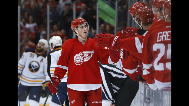 Red Wings hold off Sabres to remain in playoff picture, 3-2 52ea5932689342cab764472c6779908d_1231876_ver1.0_640_360