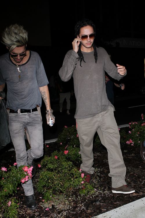 [Archives] Septembre à Octobre 2012 Bills-kaulitz-und-bruder-tom-im-beet