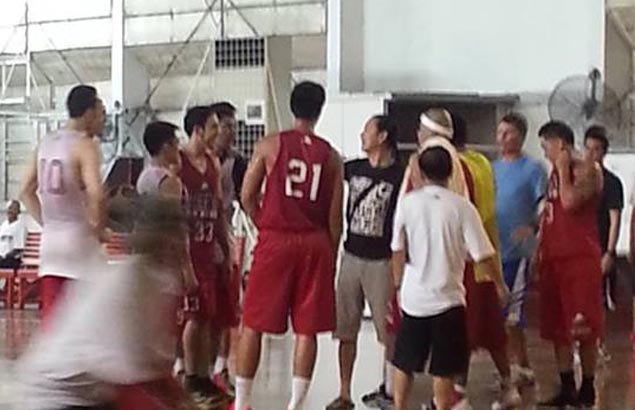 Chua drops by Ginebra practice as fans call for his return Fanphoto-alchua