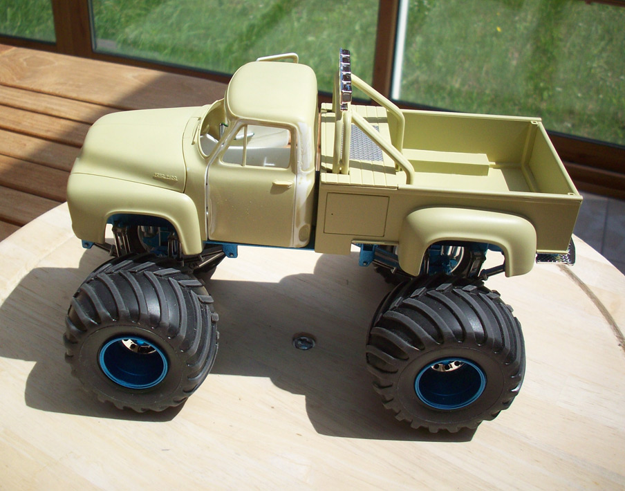 Ford F100 Monster truck 35