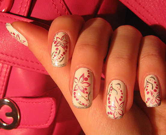 Nail art - Page 3 Escada_pink_flower_2__nail_art_by_shangova_modify