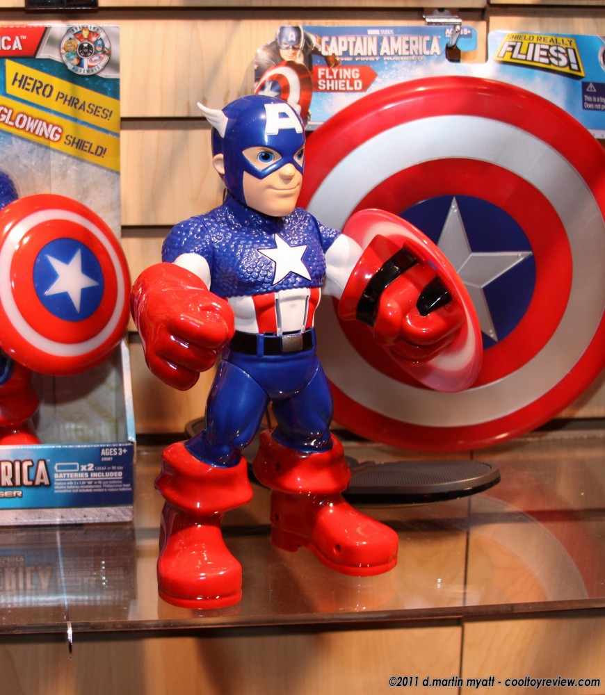 [Toy Fair 2011] Hasbro - Marvel Universe IMG_7744