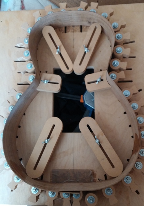 Les guitares d'un luthier aussi amateur que passionné ... - Page 22 20140721_145030