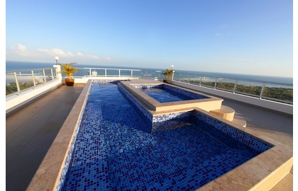 Dach mit Pool Coronado-golf-panama-ult-rooftop-pool-3