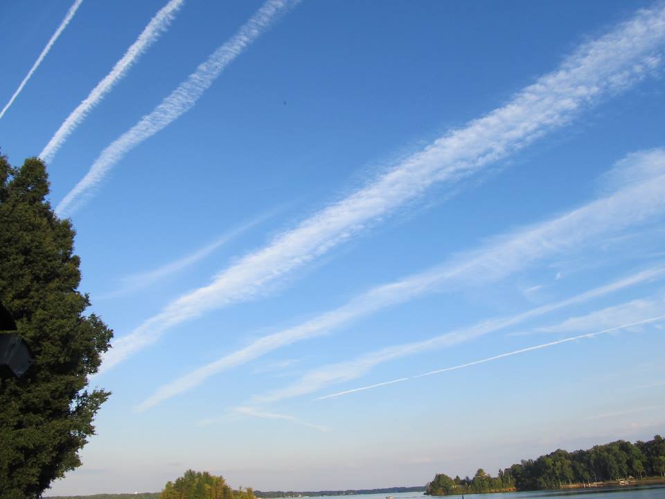 CHEMTRAILS: A Planetary Catastrophe Created by Geoengineering 1186296_10201914116525128_808251982_n1