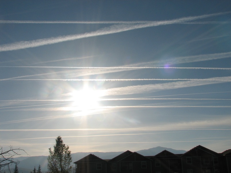 CHEMTRAILS: A Planetary Catastrophe Created by Geoengineering Washington-chemtrails