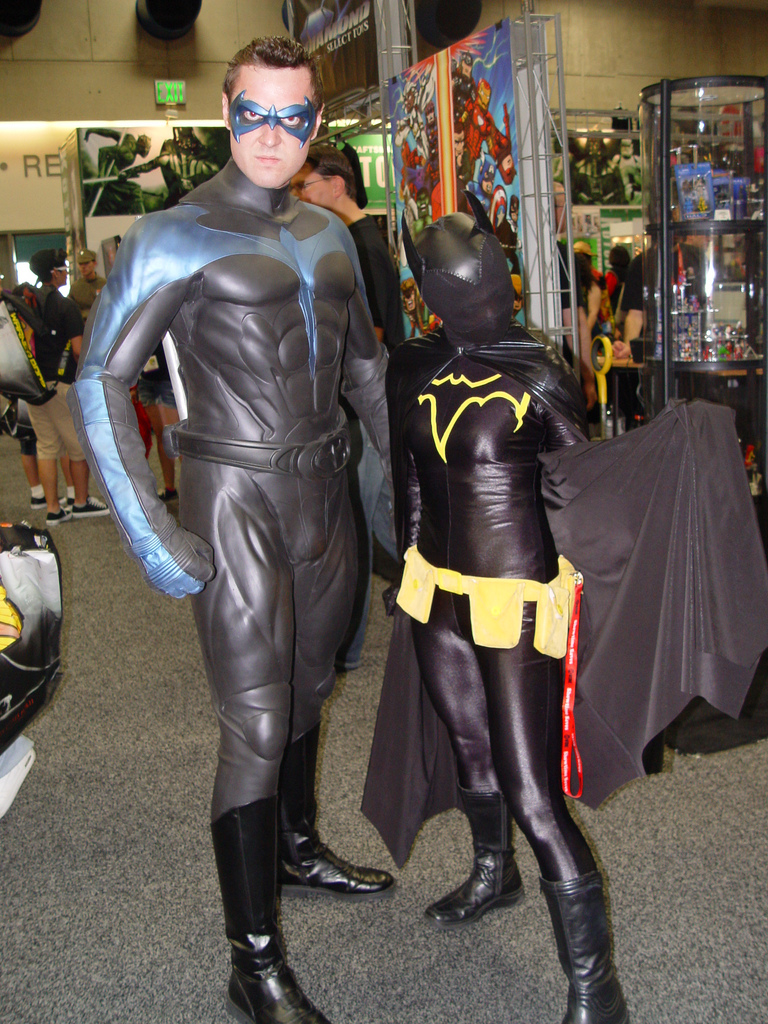 Les costumes du Net en vrac !!! - Page 10 45006%20-%20Batgirl%20Batman%20DC%20Nightwing