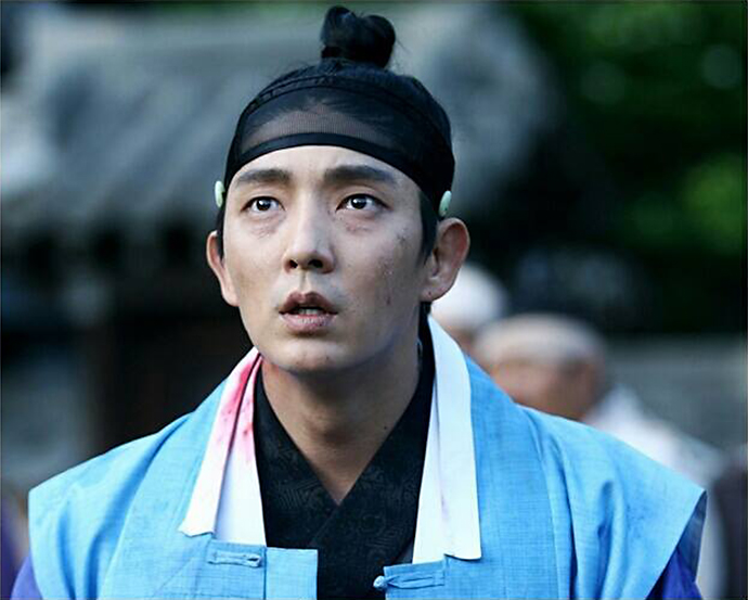 “SCHOLAR WHO WALKS THE NIGHT” LEE JOON GI ESTÁ ANGUSTIADO Y DEMACRADO 101