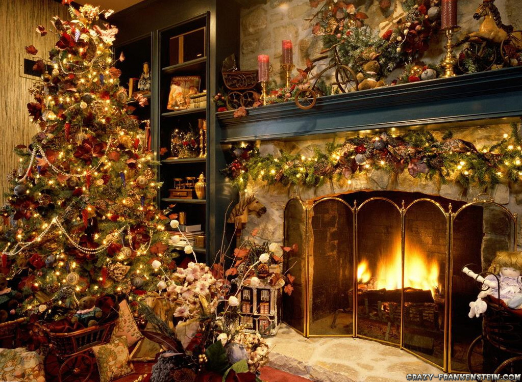 50 Christmas WallPapers Christmas-tree-inside-the-house