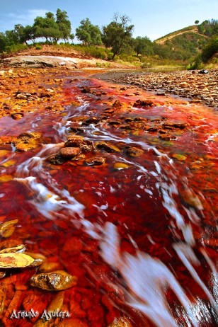 Mesta na Zemlji sa vanzemaljskim izgledom Rio-Tinto