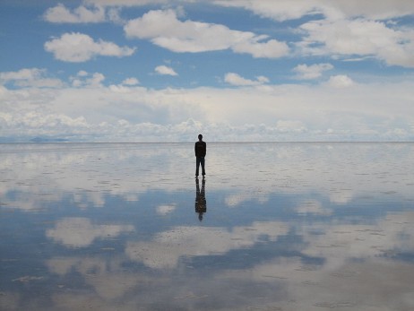 Mesta na Zemlji sa vanzemaljskim izgledom Salar_uyuni_01