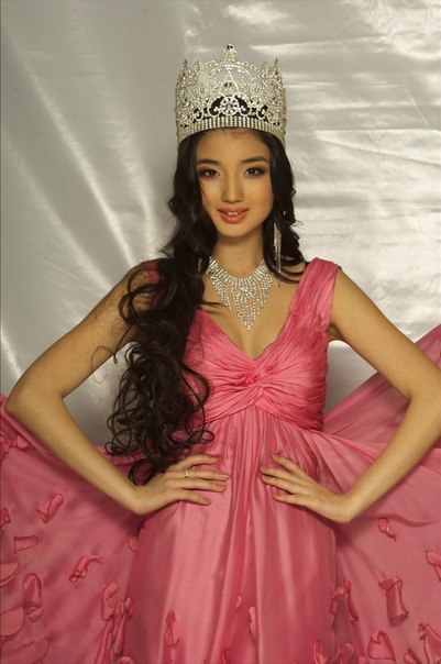 Những người không phải là châu Á  rất thích Miss Kazakhstan!!!!  X_606ef15f