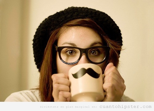 >> IMAGENES ENCADENADAS << - Página 13 Becaria-hipster-oficina-taza-cafe-moustache-bigote