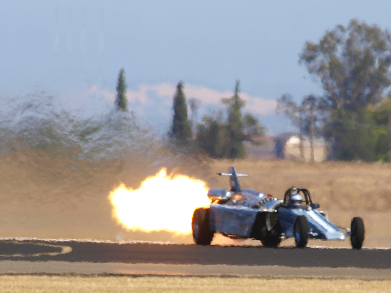 Smoke-n-Thunder Jet Car 20100911_6672