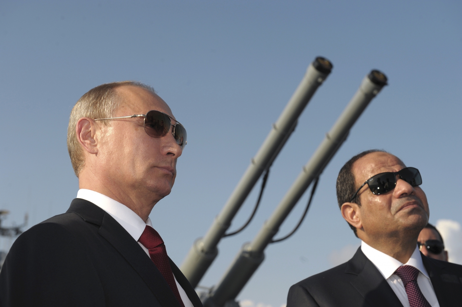 تحليل امريكي : روسيا تشق لنفسها طريقاً في شمال أفريقيا Putin-sisi