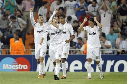 | تـغـطـية الكـاملة |◄ ريـال مدريد 3 × 0 اياكس امستردام ►| سيد اوروبا يغرد في صدارة |  Ap-201109271501540782559