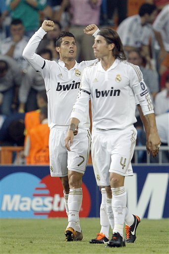 | تـغـطـية الكـاملة |◄ ريـال مدريد 3 × 0 اياكس امستردام ►| سيد اوروبا يغرد في صدارة |  Ap-201109271447532542507