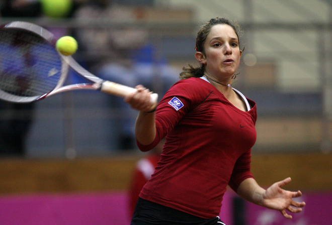 Photos de Tammy en tournoi D9f3414126b6c64eda991c1773f4a5e3-getty-tennis-ukr-bel-fed-cup-bondarenko