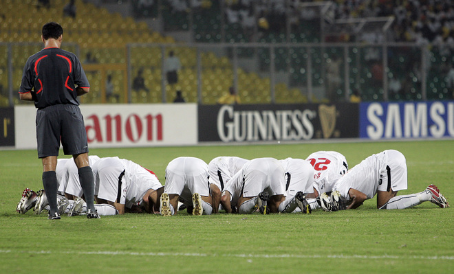 صور للمنتخب المصرى 694f7564a2a74e2ee2bb4260c7c15bea-getty-fbl-afr2008-can-egy-civ