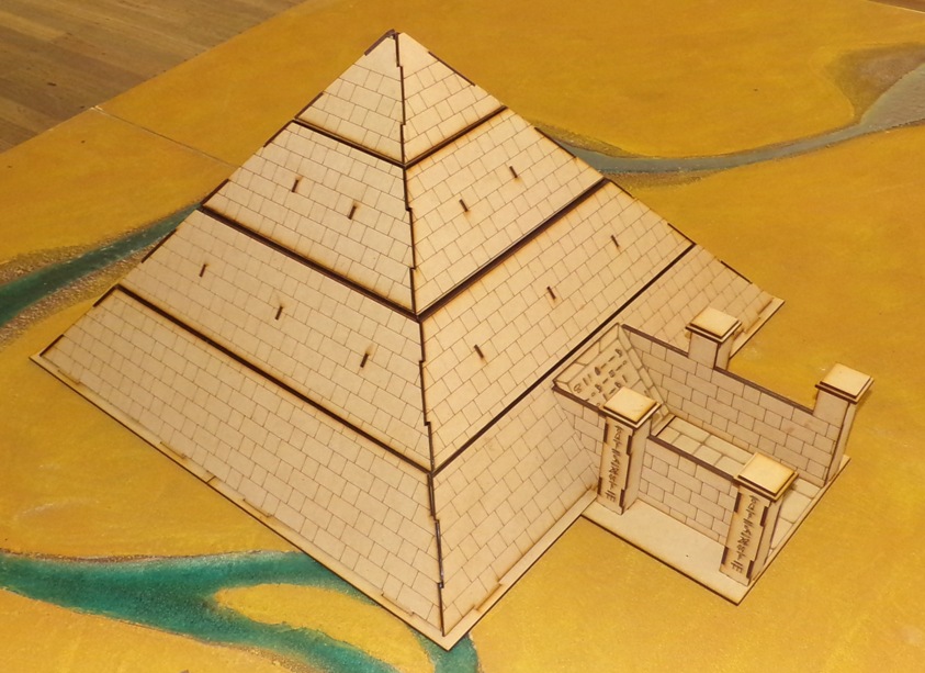 pyramide Gedc1198