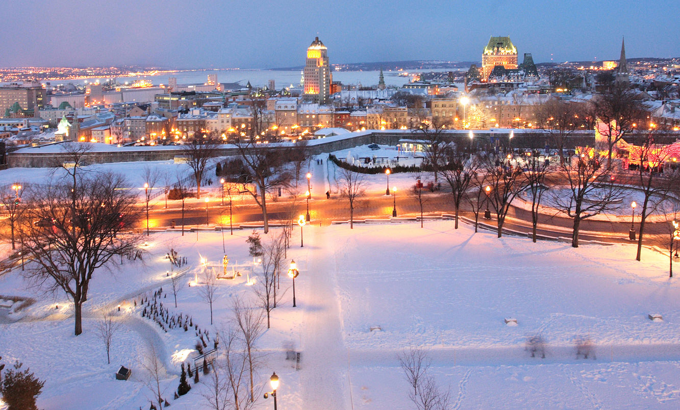  صور من كندا Vieux-quebec-hiver-ville-de-quebec-mlsiliffnz